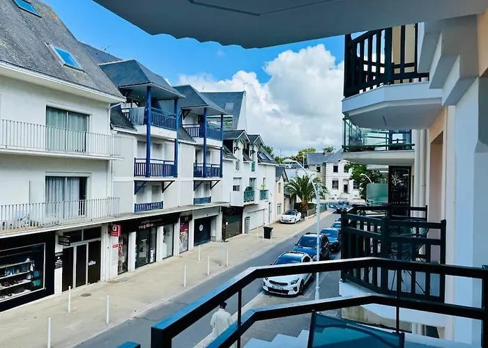 Un Nid Au Marche A Daire