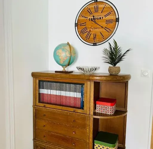 Un Nid Au Marche A Daire *